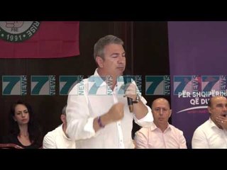 GJIKNURI TAKOHET ME EMIGRANTET SHQIPTARE NE GREQI - News, Lajme - Kanali 7