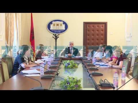 MBYLLEN SEANCAT DEGJIMORE ME KANDIDATET PER VETINGUN - News, Lajme - Kanali 10