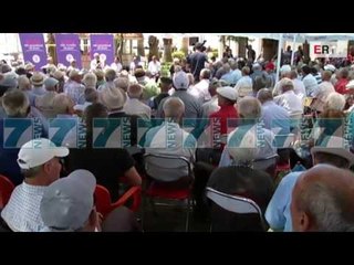 RAMA ME PENSIONISTET NE VLORE - News, Lajme - Kanali 10