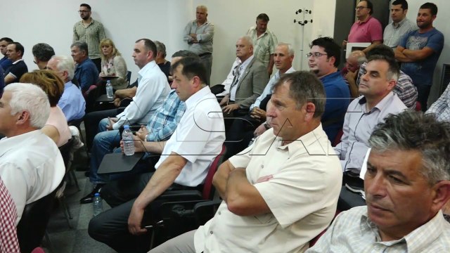 Средба на новиот министер за земјоделство со земјоделските здруженија