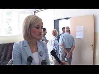 Në shkollën ''Yll Morina'' voton kryetarja e Alternatives, Mimoza Kusari Lila - Lajme