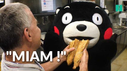On a suivi la visite parisienne de Kumamon, la plus populaire des mascottes du Japon