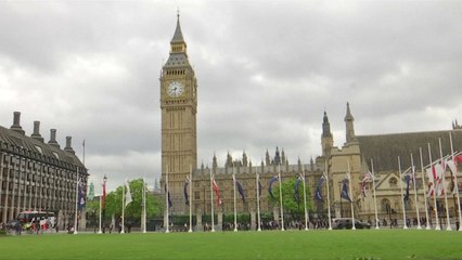 Plot 49% e britanikëve nuk e duan Theresa Mayn - Top Channel Albania - News - Lajme