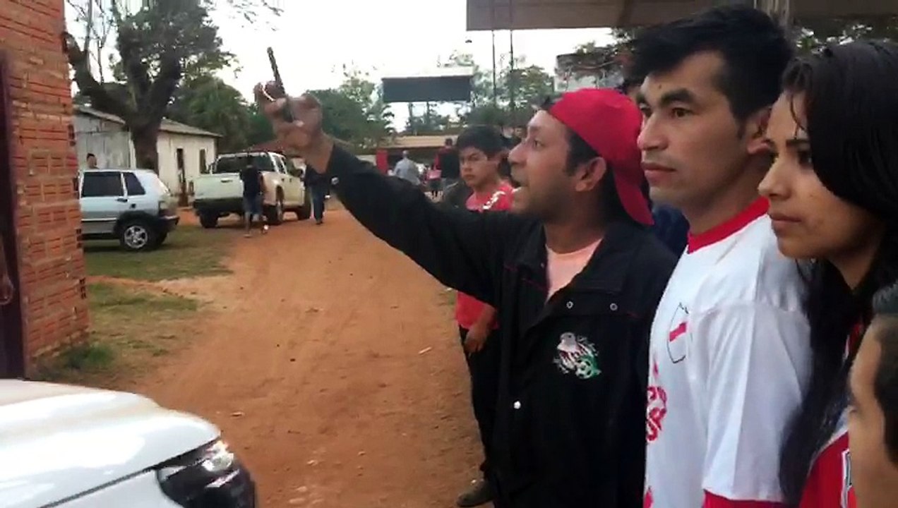 Un aficionado sindica al policía César Toledo como supuesto autor del disparo con balín de goma que afecto a un jugador