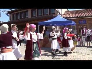 Download Video: 45 zanatlinjë bëhen pjesë e panairit ''Malësia e Gjakovës'' në Gjakovë - Lajme