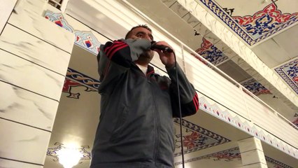 HAFIZ METIN DEMIRTAS. ICINIZI TITRETEN YANIK MEDINE EZANI. BU EZANI MUTLAKA DINLEYIN... IZLEMEDEN GECMEYIN. Arap makami ezan. Madinah azan Sheikh Essam Bukhari. Maqam Bayati. Azan Madinah Al Munawwarah. Azan Masjid Nabawi Madinah. Mescidi Nebevi ezani.