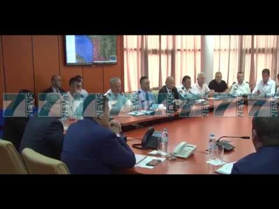 MINISTRI I BRENDSHEM DEMIRAJ TAKIM ME DREJTUES TE POLICISE  - News, Lajme - Kanali 7