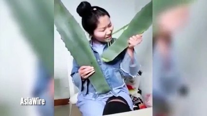 Woman Live-streams Herself Eating a Poisonous Plant