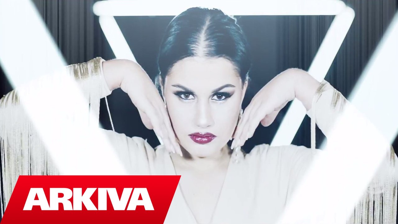 Laura Radi - Thirrem (Official Video HD)