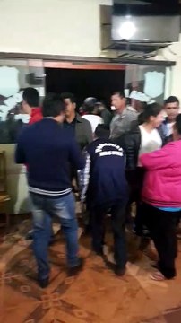 Familiares de accidentados en la comisaría 5ta de Curuguaty