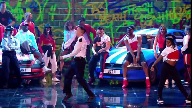 PC Dan body pops to the beat for your votes - Semi-Final 1 - Britain’s Got Talent 2017