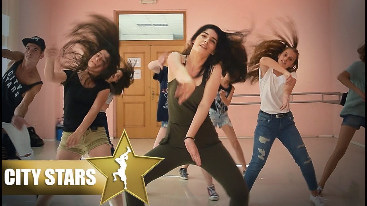 Despacito - Luis Fonsi, Daddy Yankee ft. Justin Bieber (CITY STARS DANCE)