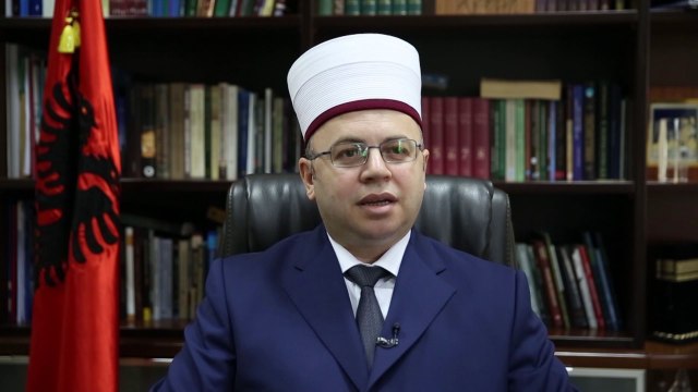 URIMI PER FESTEN E BAJRAMIT, KREU I KOMUNITETIT MUSLIMAN SKENDER BRUCAJ MESAZH EDHE PER ZGJEDHJET LA
