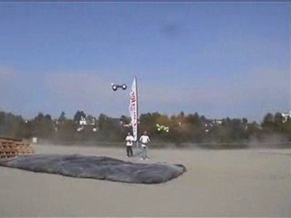 Festival du modelisme a cholet (monster truck truggy) 2007