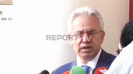 Report TV - Zgjedhjet, kreu i KQZ, Zguri  voton i pari te QV pranë Liceut