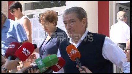 Ora News - Zgjedhjet 2017 - Berisha denoncon: Partia Siçiliste po blen vota, raste masive