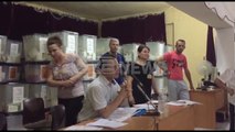 Ora News - Nis procesi i numerimit te votave ne Kucove