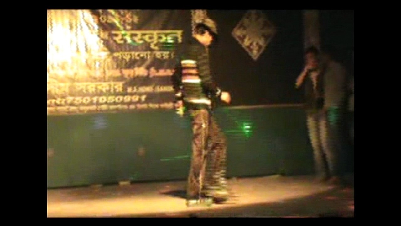 SUPER BREAK DANCE...