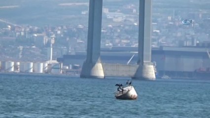 Kesici Aletle Önce Kendini Yaraladı, Sonra 64 Metre Yükseklikteki Köprüden Atladı