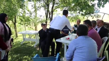 Varto Kayyumu İlk Defa Nikah Kıydı