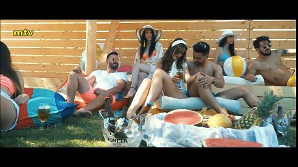 Stelia - Σε Περιμένω Τ' Άλλο Καλοκαίρι 2017 Video clip