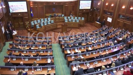Haradinaj synon shumicën në partneritet me deputetë individualë