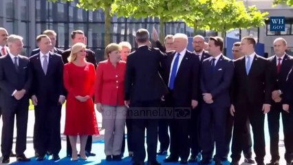 Trump viziton Varshavën - Top Channel Albania - News - Lajme