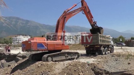 Report TV - Rikthehen sërish në Vlorë fadromat e IKMT, shemben minimolet