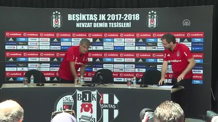 Şenol Güneş: "Forvet ve Santrfor Olmak Üzere Iki Oyuncuya Ihtiyacımız Var"