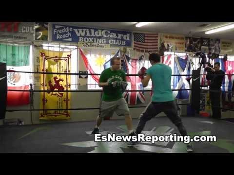 Zou Shiming hitting the mitts 邹市明 鄒市明 - esnew boxing