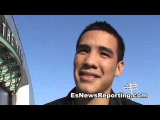 mexican olympian now pro fighter oscar valdez talks esnews