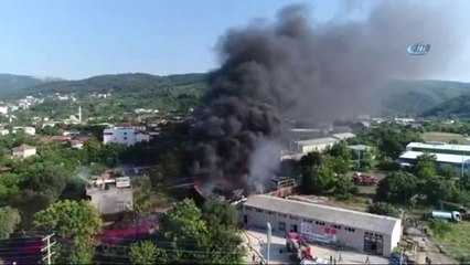 Bursa'daki Yangına Havadan da Müdahale Ediliyor