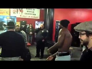Hamid Mateen Walks Up To Marcus Browne Calls Him Out - EsNews Boxing