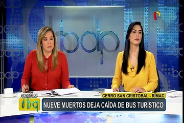 Bus volcado aún permanece en el Cerro San Cristóbal