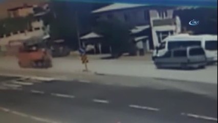 Silindir Altında Kalan Köy Muhtarı Hayatını Kaybetti