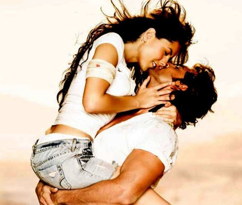 Hrithik Roshan Superb Dancing in Kites (2010)