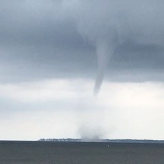 Massive Waterspouts Forms off the Outer Banks