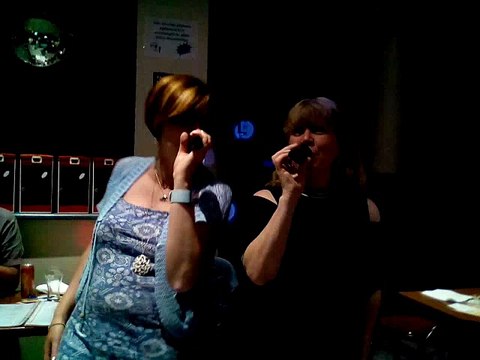 Sandy et Nadine - Tata Yoyo d'Annie Cordy