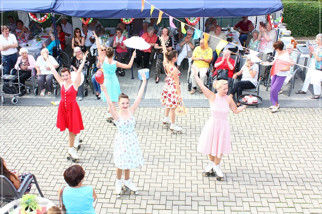 'Bella Italia' by Showskating beim Sommerfest des Seniorenstiftes St. Marien in Schwelm 2017