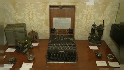 Enigma makinası rekor fiyata satıldı