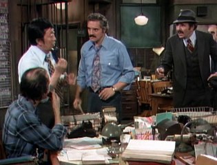Barney Miller S01E10 The Guest