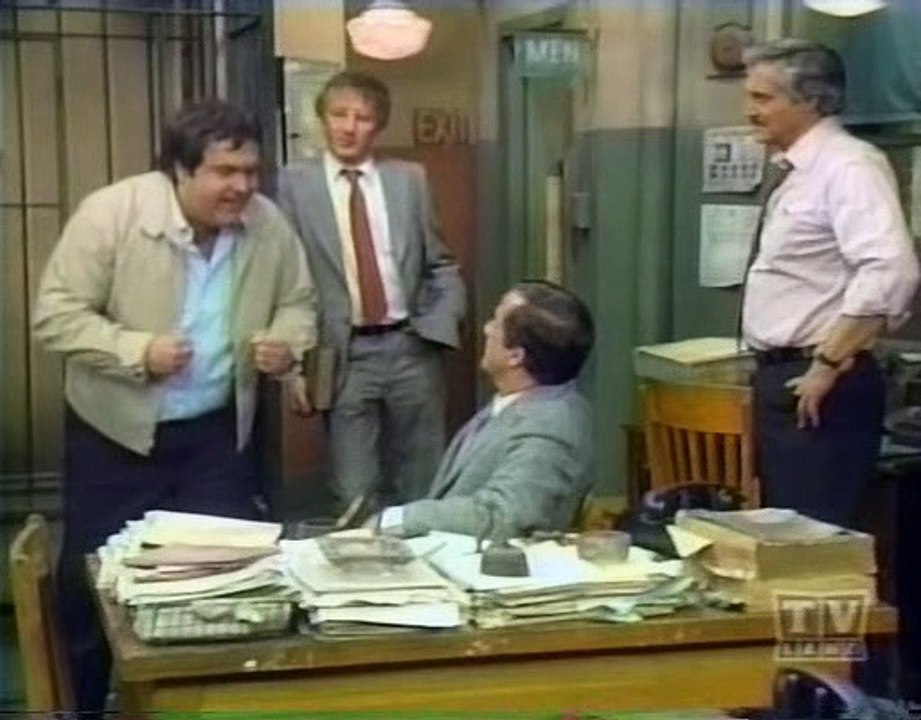 Barney Miller S07E22 Liquidation