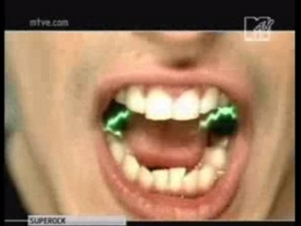 Breaking Benjamins-Polyamourous