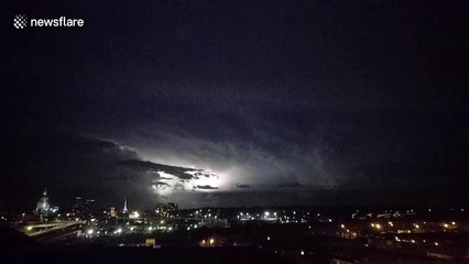 Strong lightning storm over southern Minnesota
