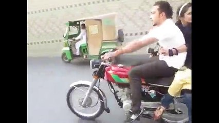 Girl On One Wheeling