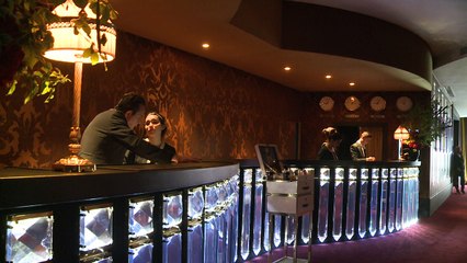 Paris: le célèbre Fouquet's a rouvert ses portes