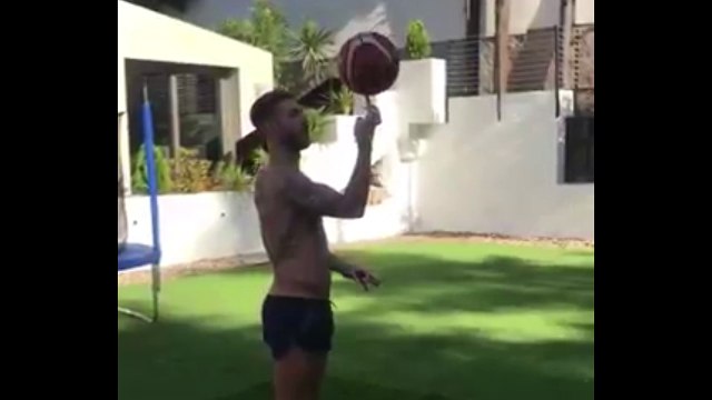 Le panier de dingue de Sergio Ramos !