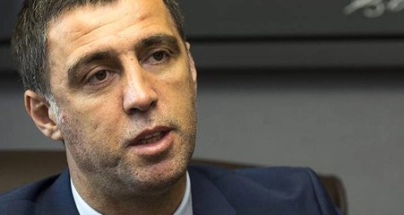 Cumhurbaşkanı'na Hakaret Gerekçesiyle Hakan Şükür Hakkında Yakalama Kararı Çıkarıldı