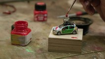 El coche de Google Street View en miniatura que mapea maquetas