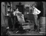 Charlie Chaplin - Bonus - Чарли-Парикмахер (1918)